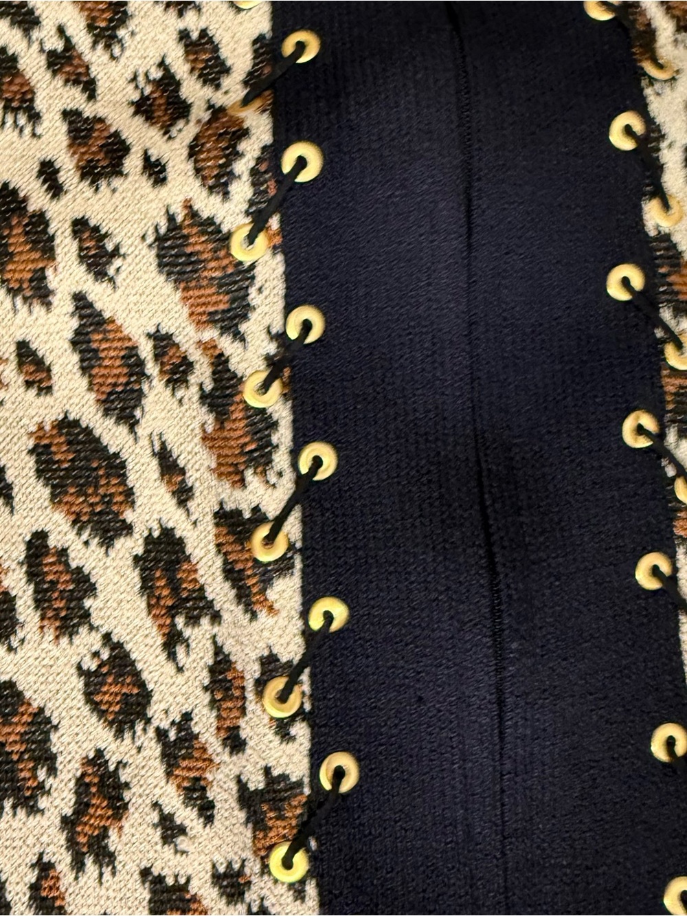 St. John Size 8 Collection Full Zip Embellished Jacket - Picture 2 of 8
